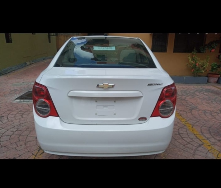 carros - Chevrolet sonic sedan 2014  1