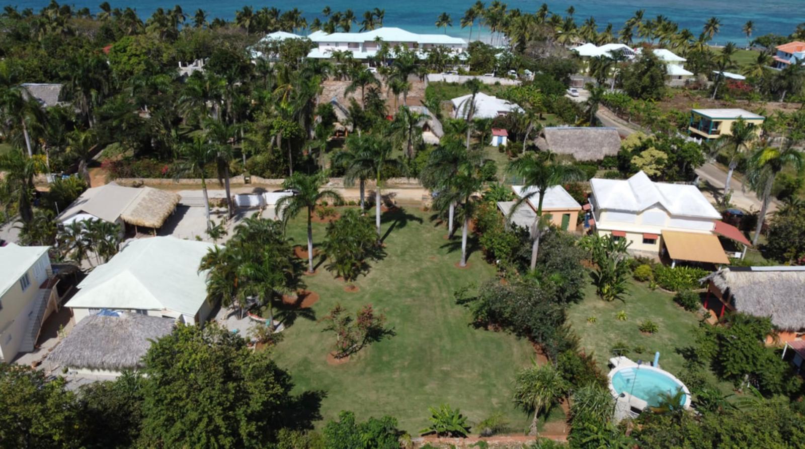 solares y terrenos - Venta de terreno cerca de la playa - las Galeras Samaná 3