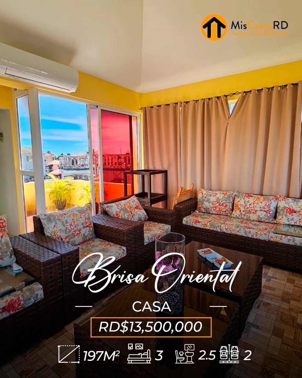 casas - Casa en venta en Urb. Brisa Oriental de 3 niveles en Santo Domingo Este📍 1