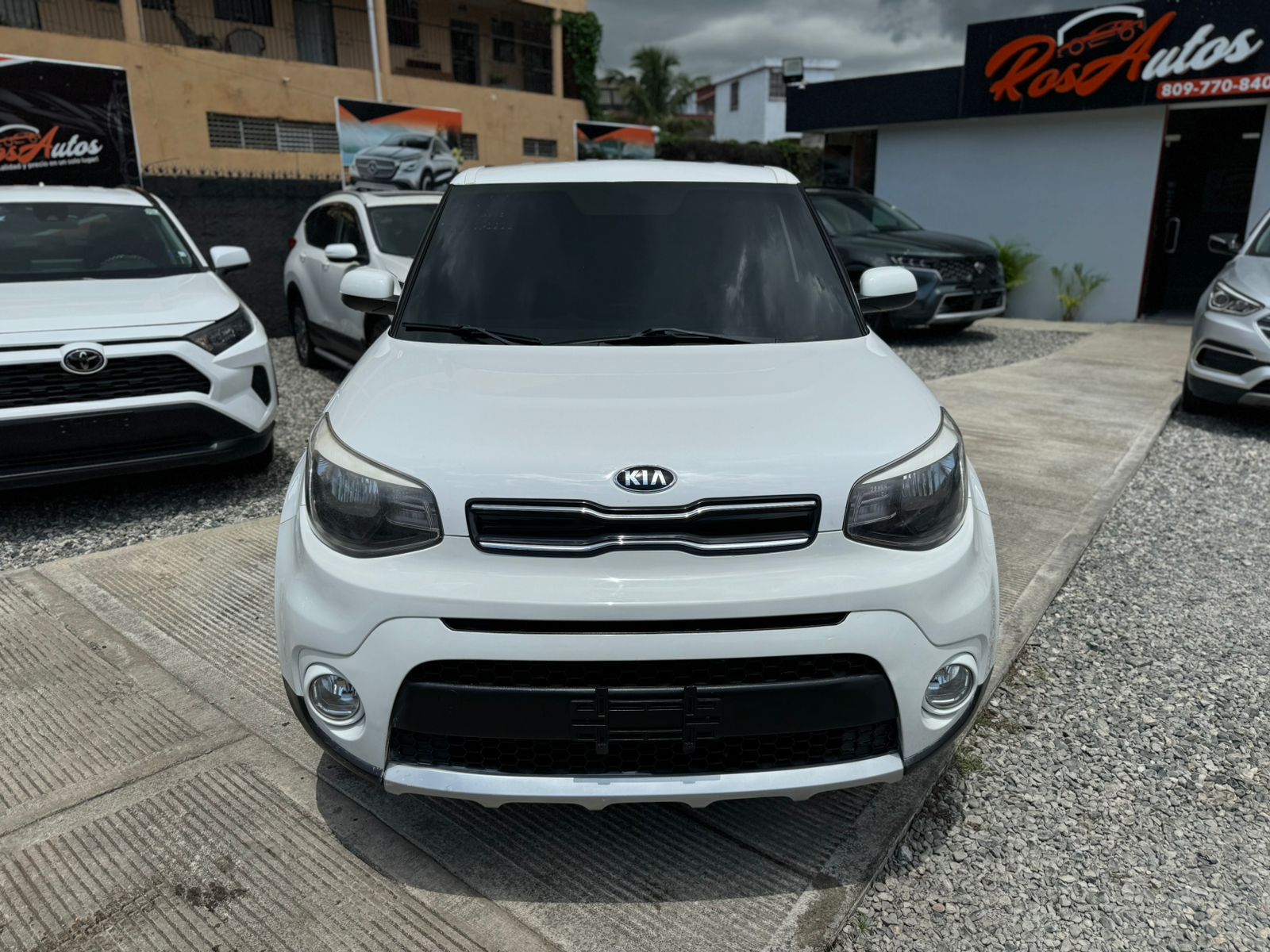 carros - Kia Soul Plus 2018 1