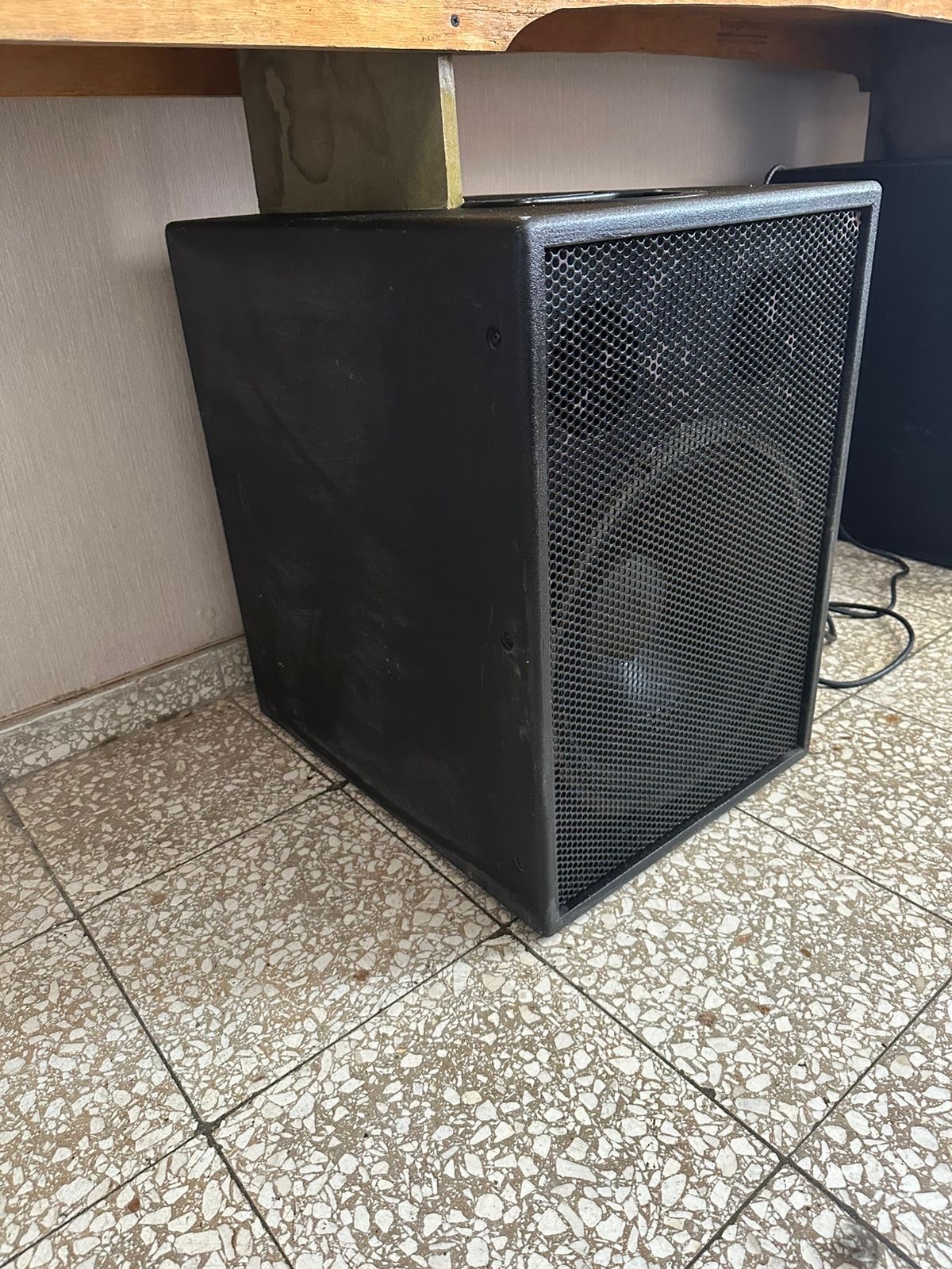 camaras y audio - Bajos de 15” activo amplificado electrovoice SBA750 2