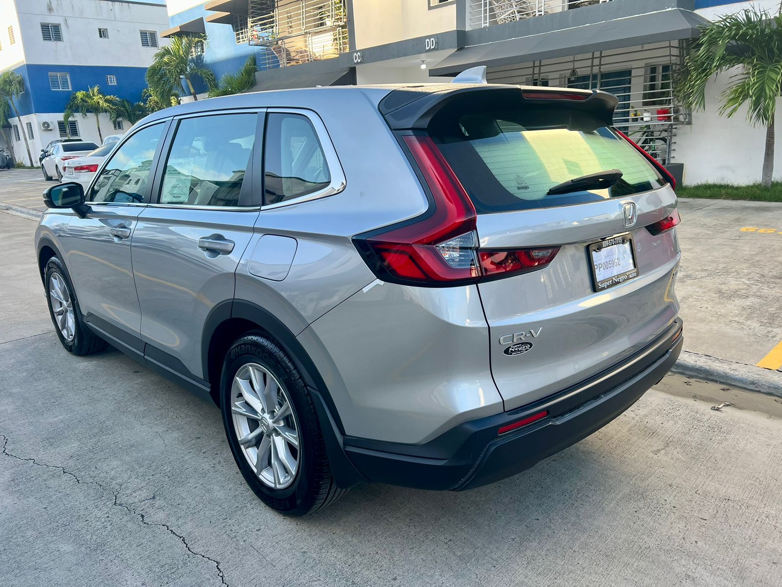 jeepetas y camionetas - Honda crv lx 2023 5