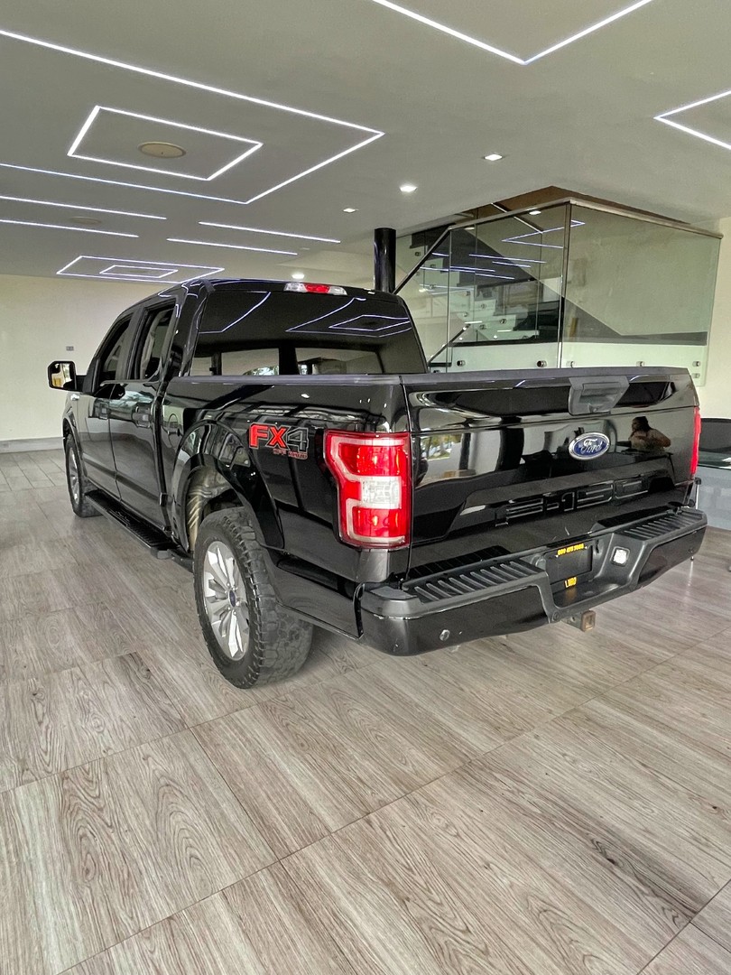 jeepetas y camionetas - Ford F150 2018 4x4 impecable  7