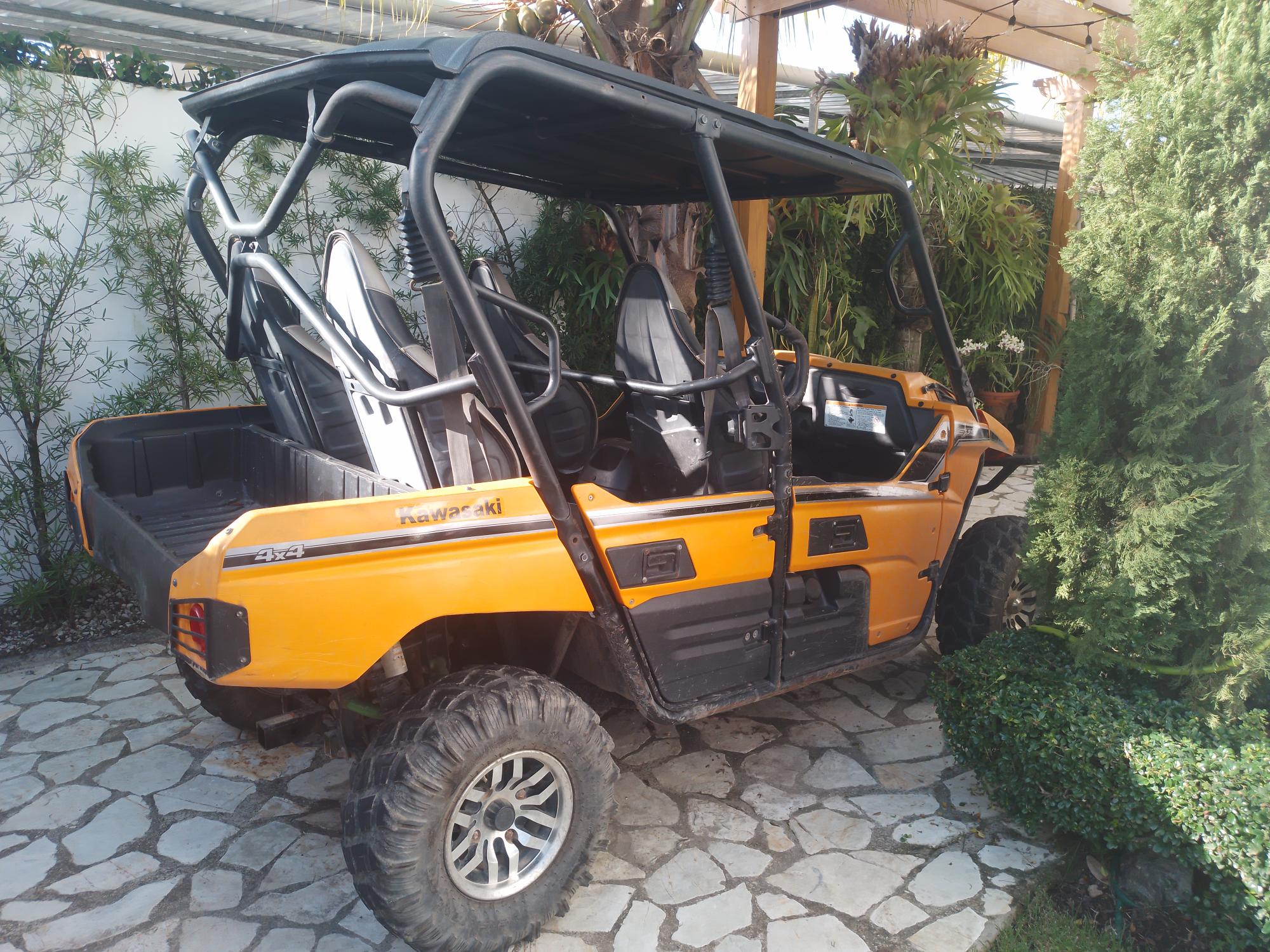 vehiculos recreativos - Vendo ATV Kawasaki Teryx 4 750 2