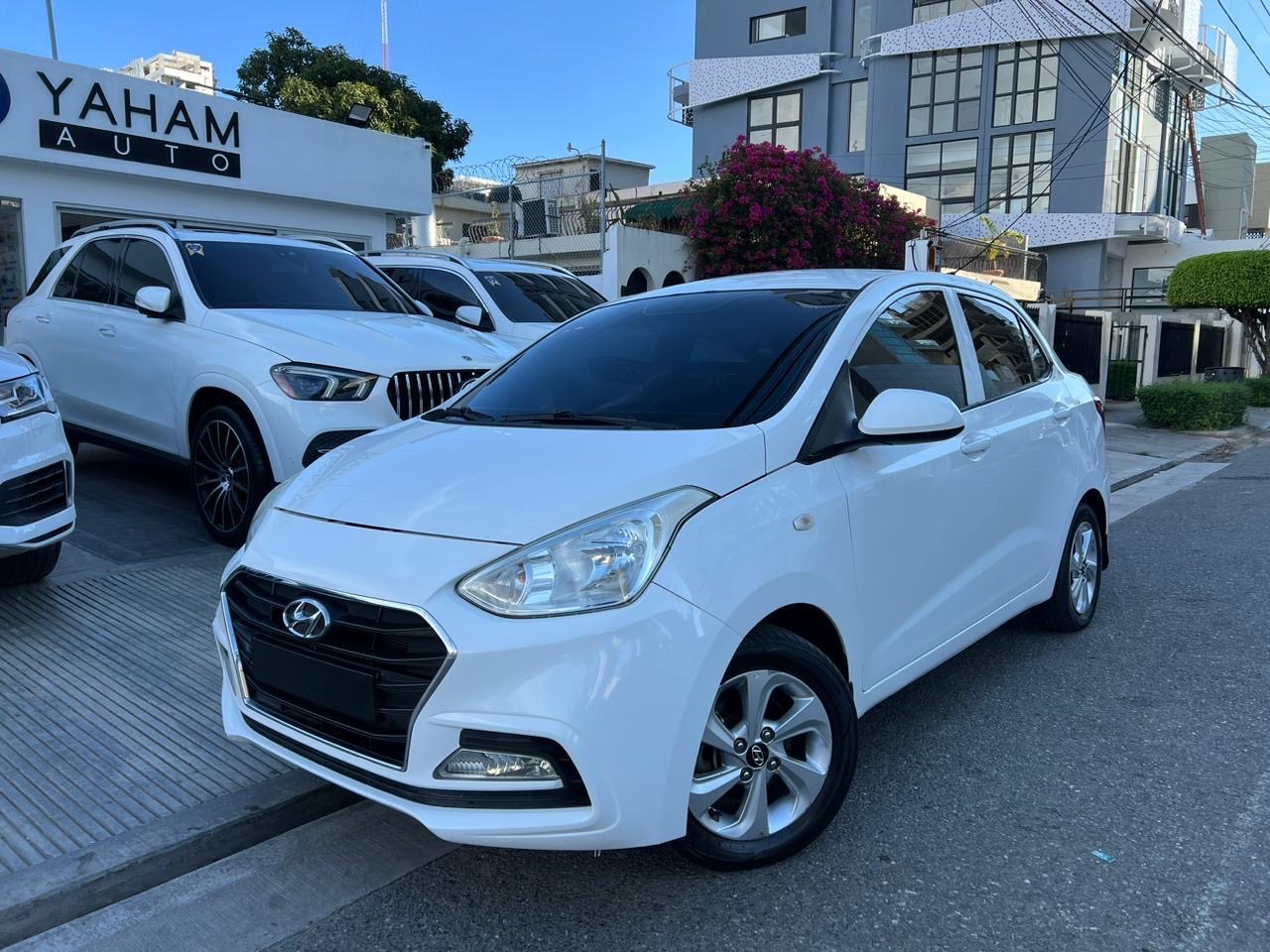 carros - Hyundai Grand i10 2020