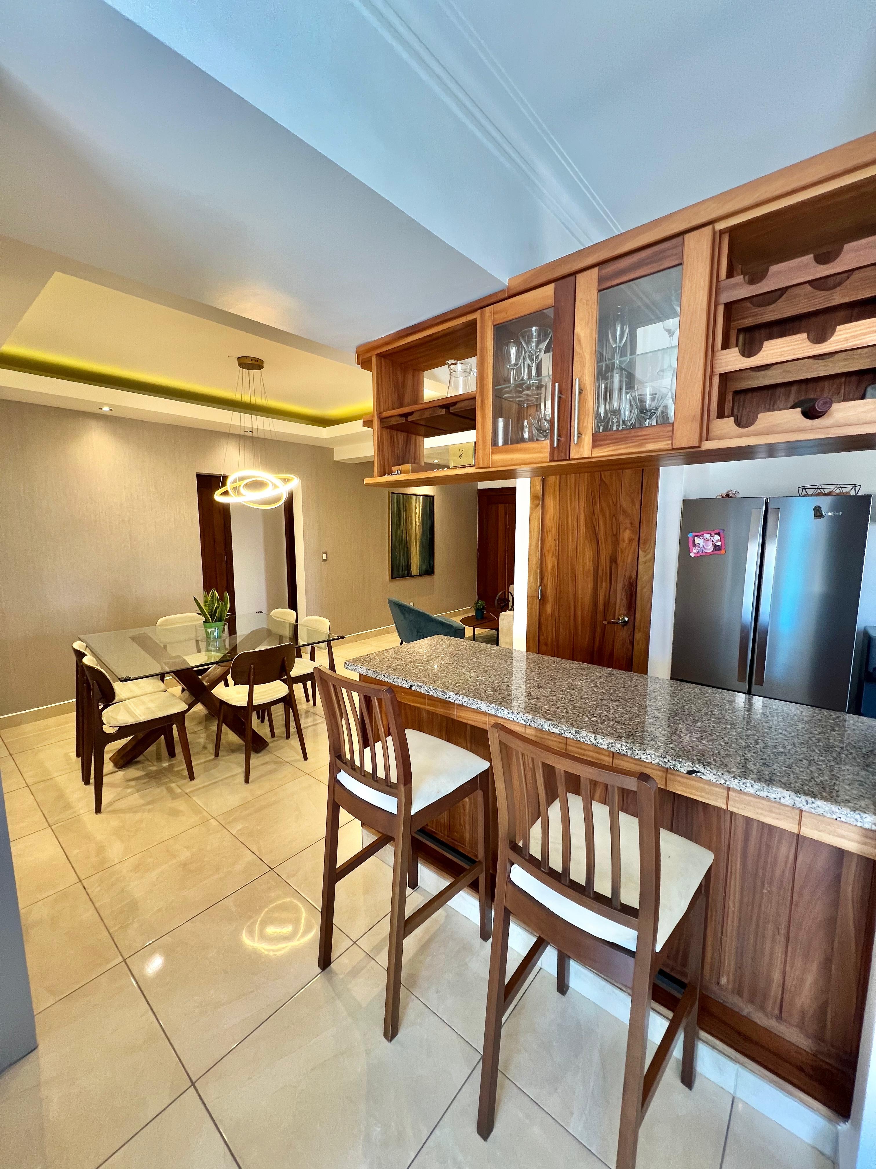 apartamentos - Vendo millón piso 4 tres hab con baño dos parqueos 8