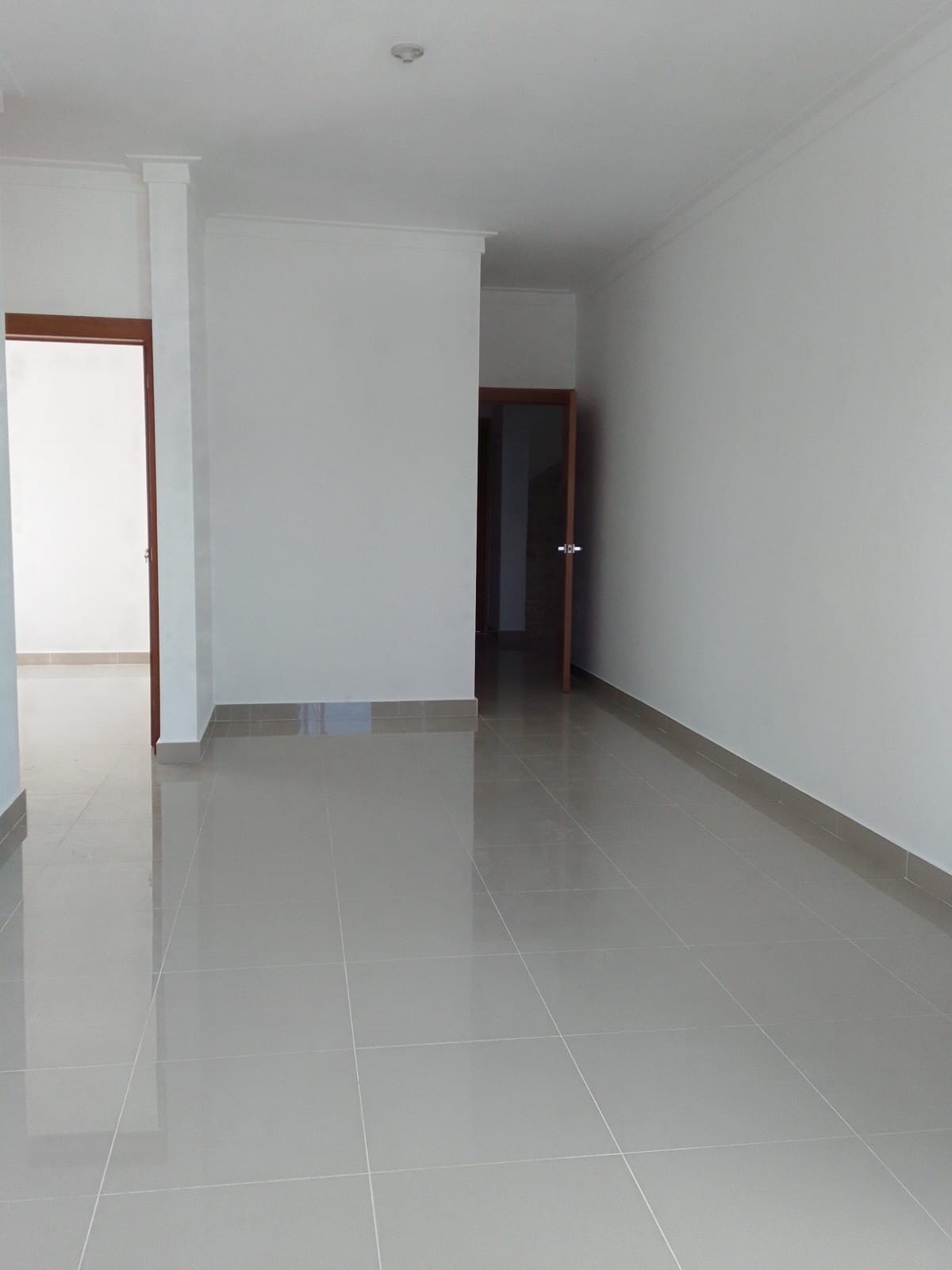 apartamentos - Vendo nuevo independencia dos hab piso 4 con terr  4