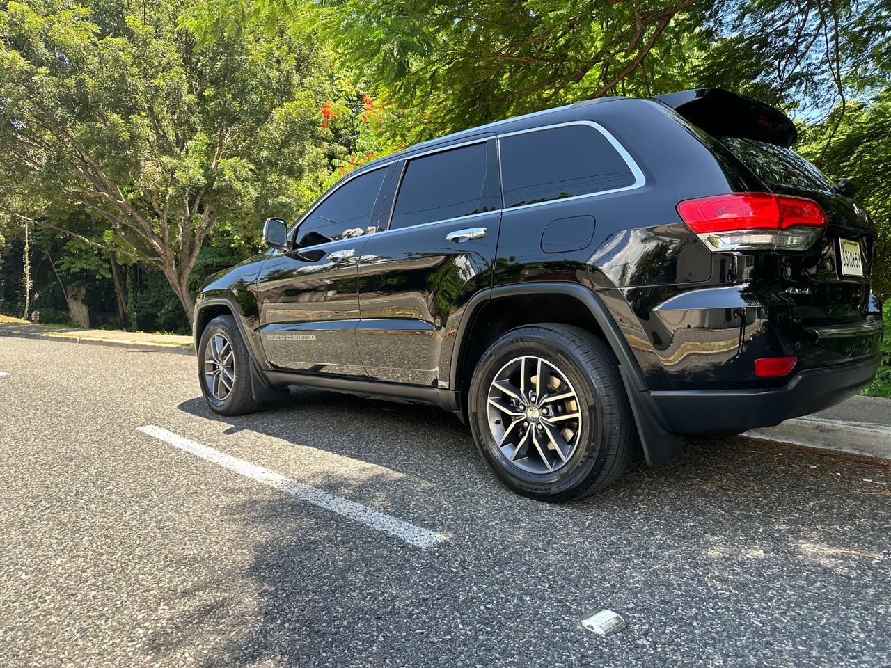 jeepetas y camionetas - Jeep Gran cherokee límite 2017 3