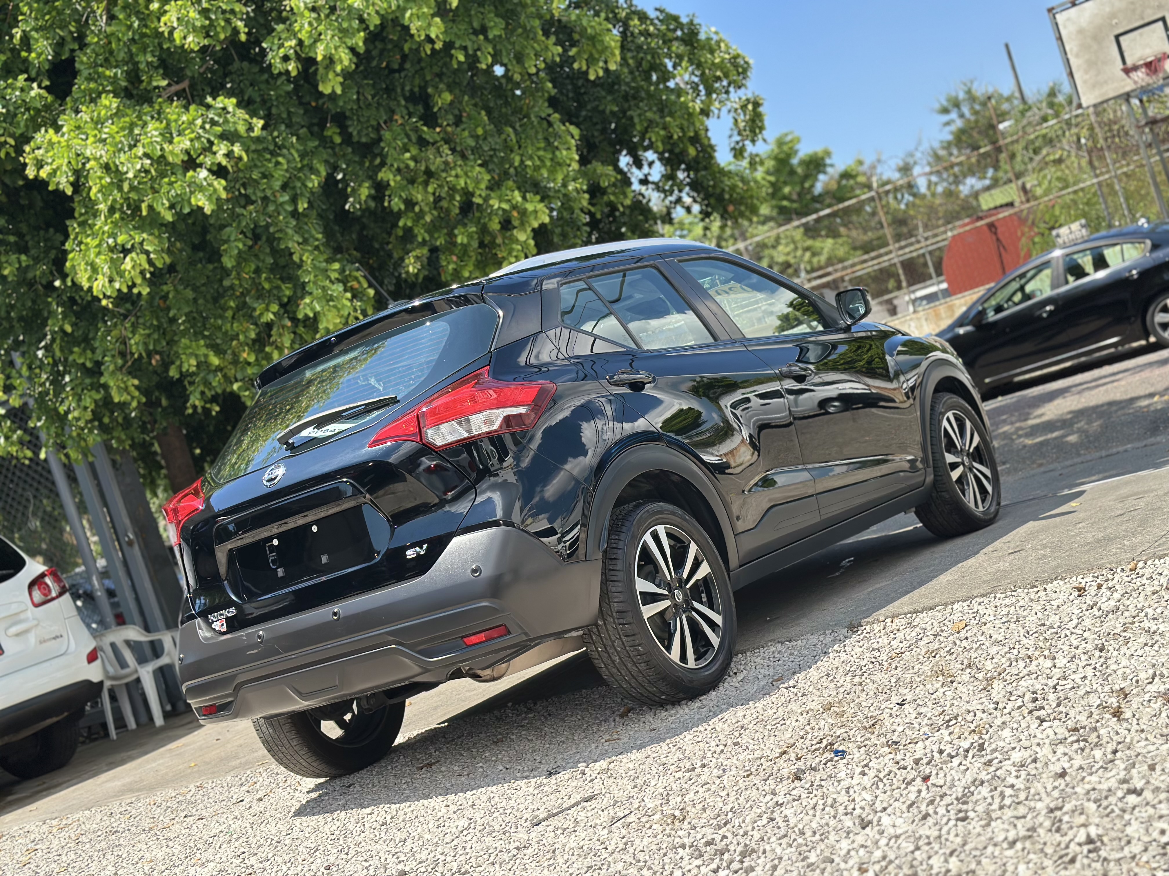 jeepetas y camionetas - 2020 NISSAN KICKS SV CLEAN CARFAX 2