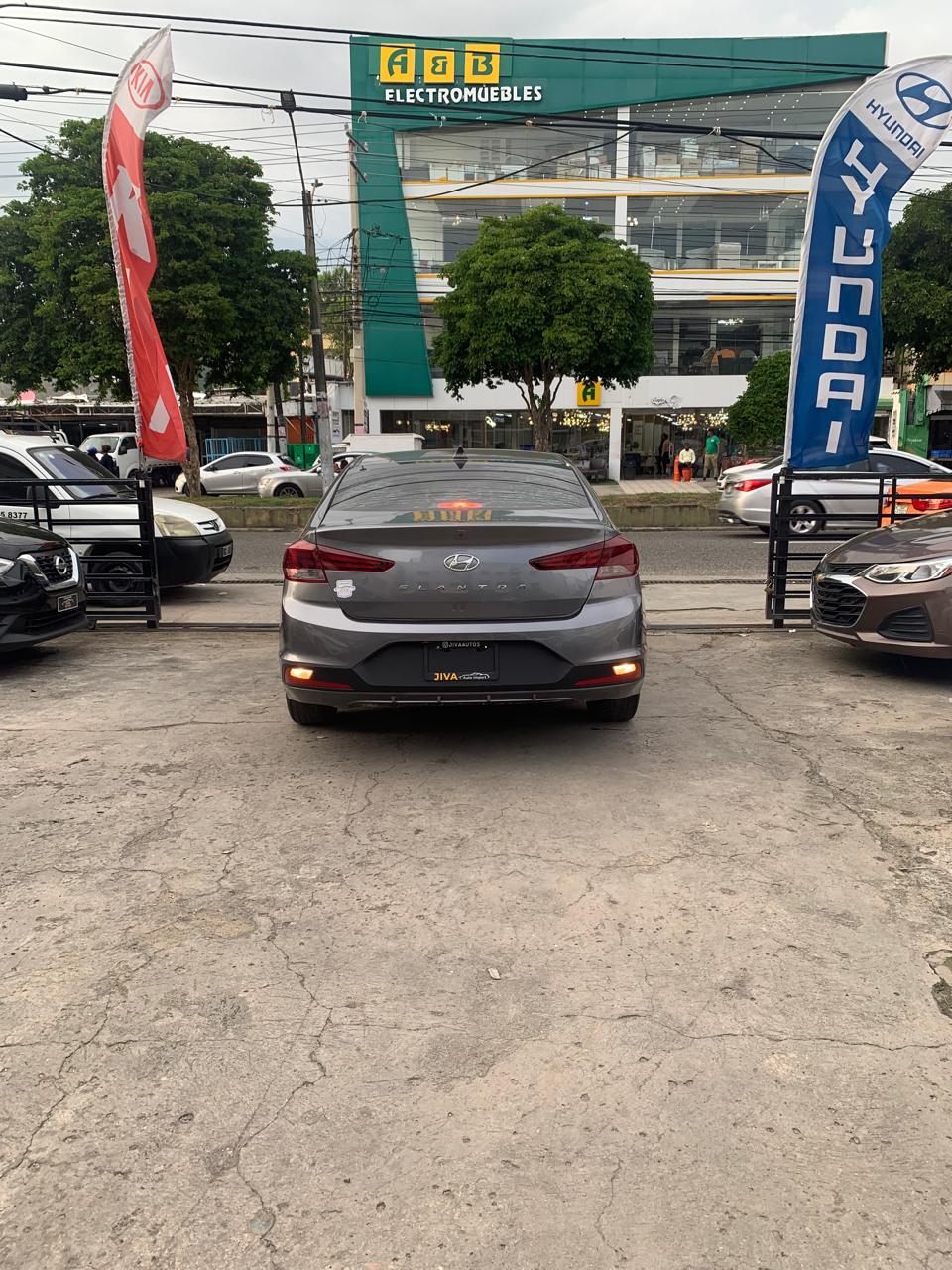 carros - HYUNDAI ELANTRA SEL 2019 4