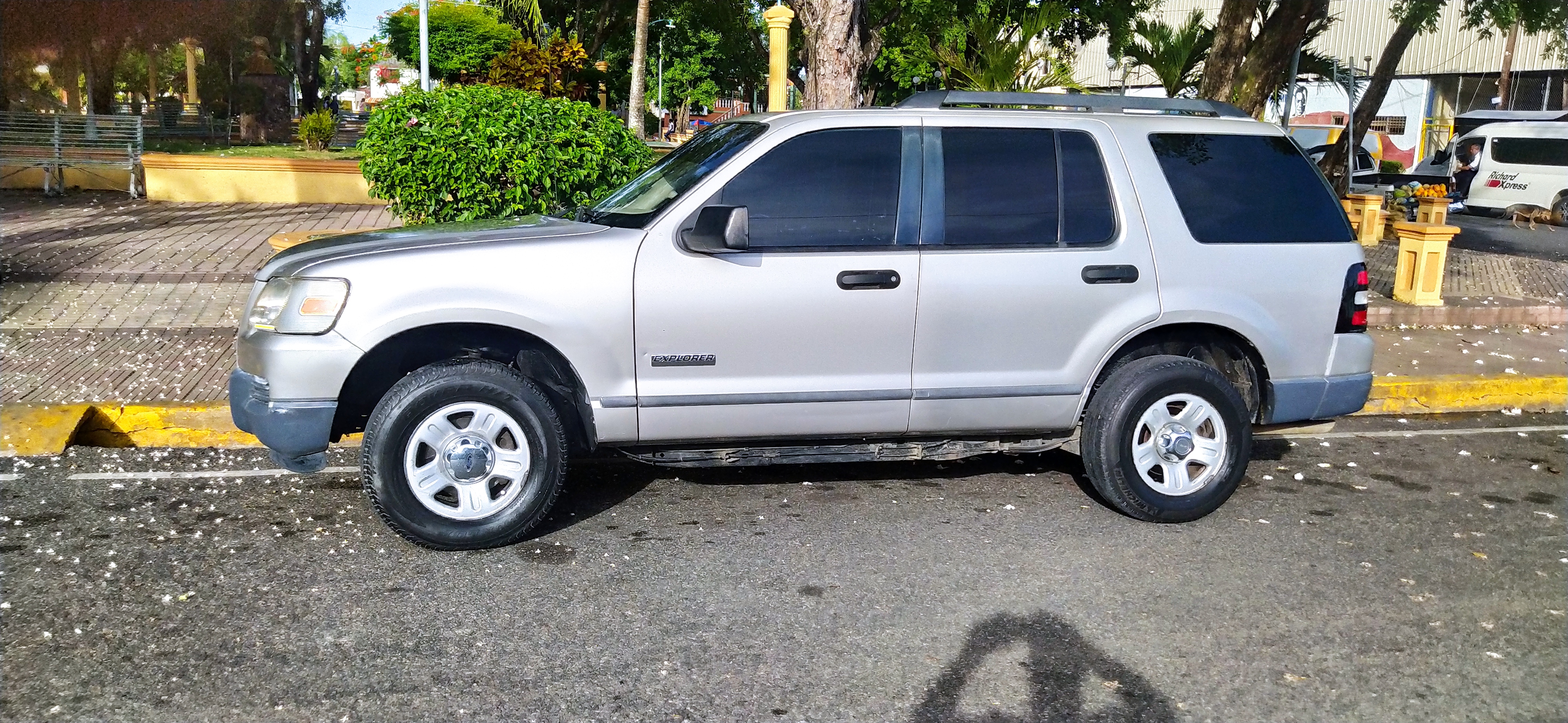 jeepetas y camionetas - Ford Explorer 2006 4