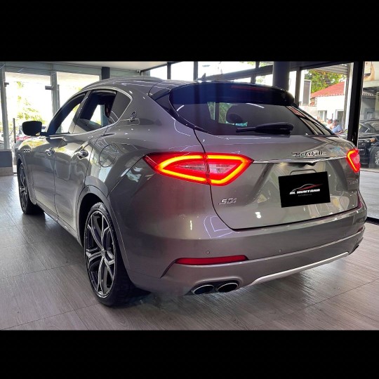 jeepetas y camionetas - Maserati Levanté SQ4 2018 nuevaaaaa 3