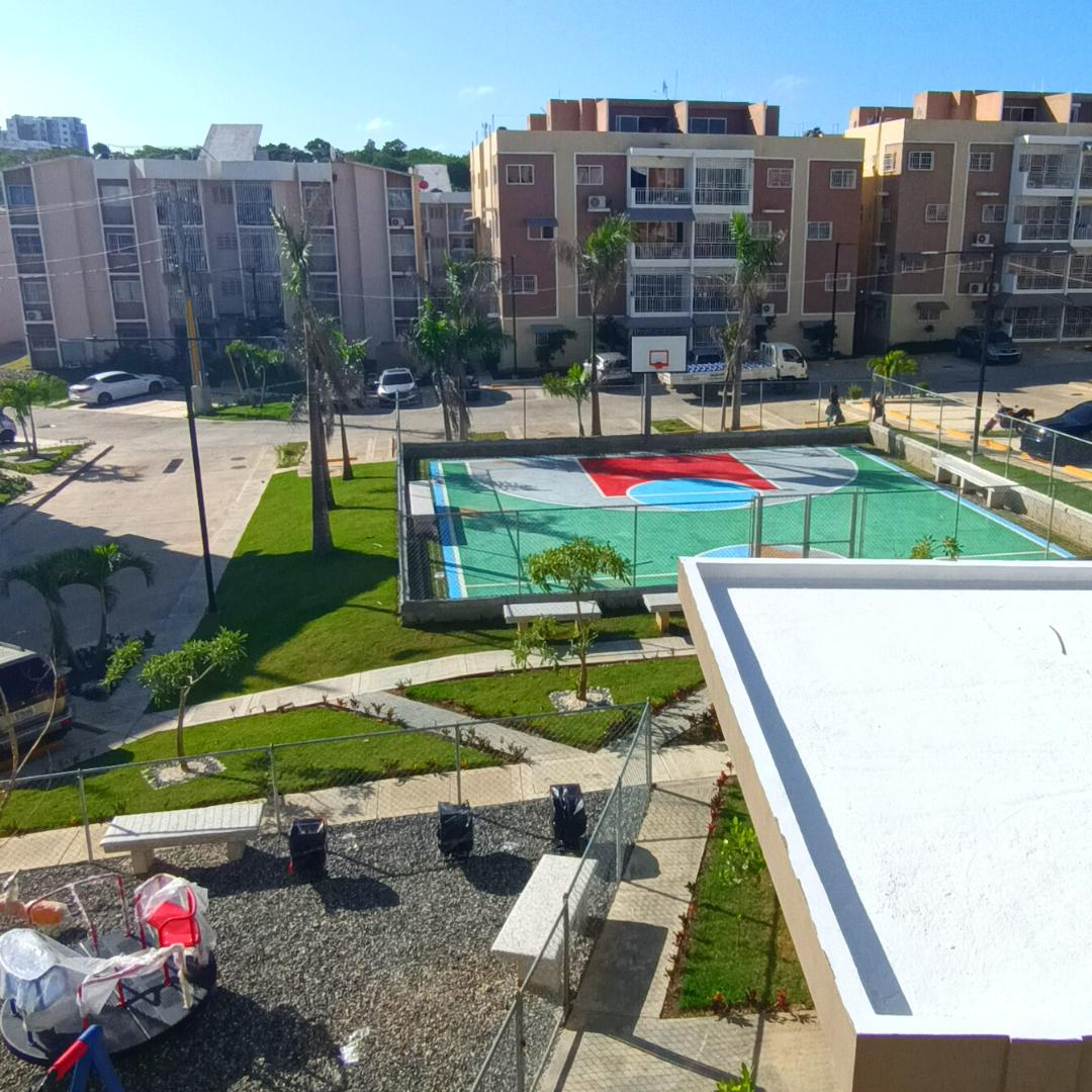 apartamentos - Apartamento en 3er nivel con 3 Parqueos 2