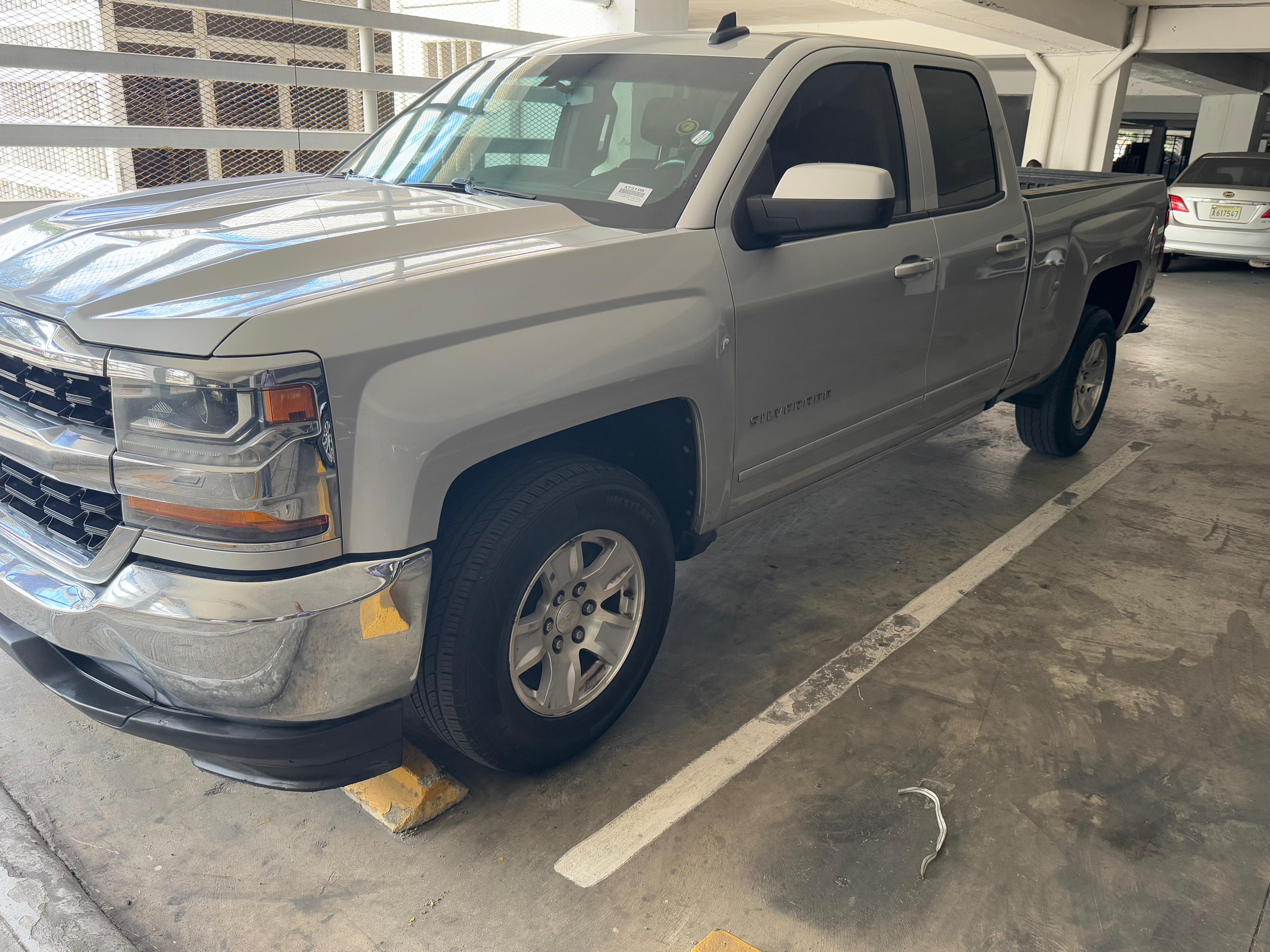 jeepetas y camionetas - Chevrolet silverado 2019 8