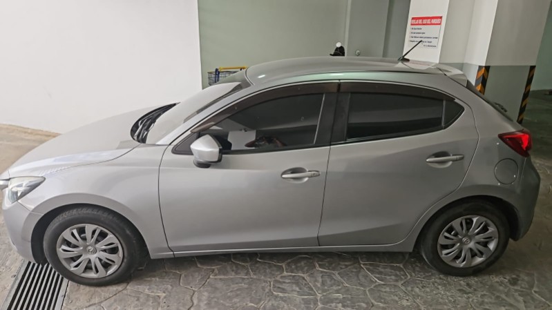 carros - Mazda demio 2017 2