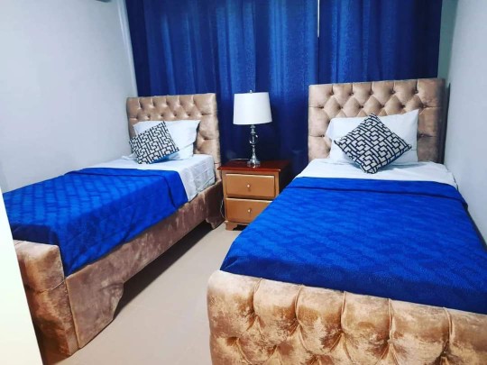 apartamentos - Rento por noches,meses 5to Nivel con ascensor y piscina en villa Olga Santiago  2