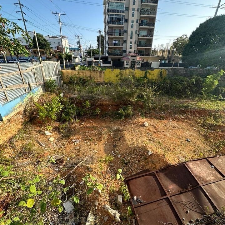 solares y terrenos - terreno para inversión ensanche Ozama 0