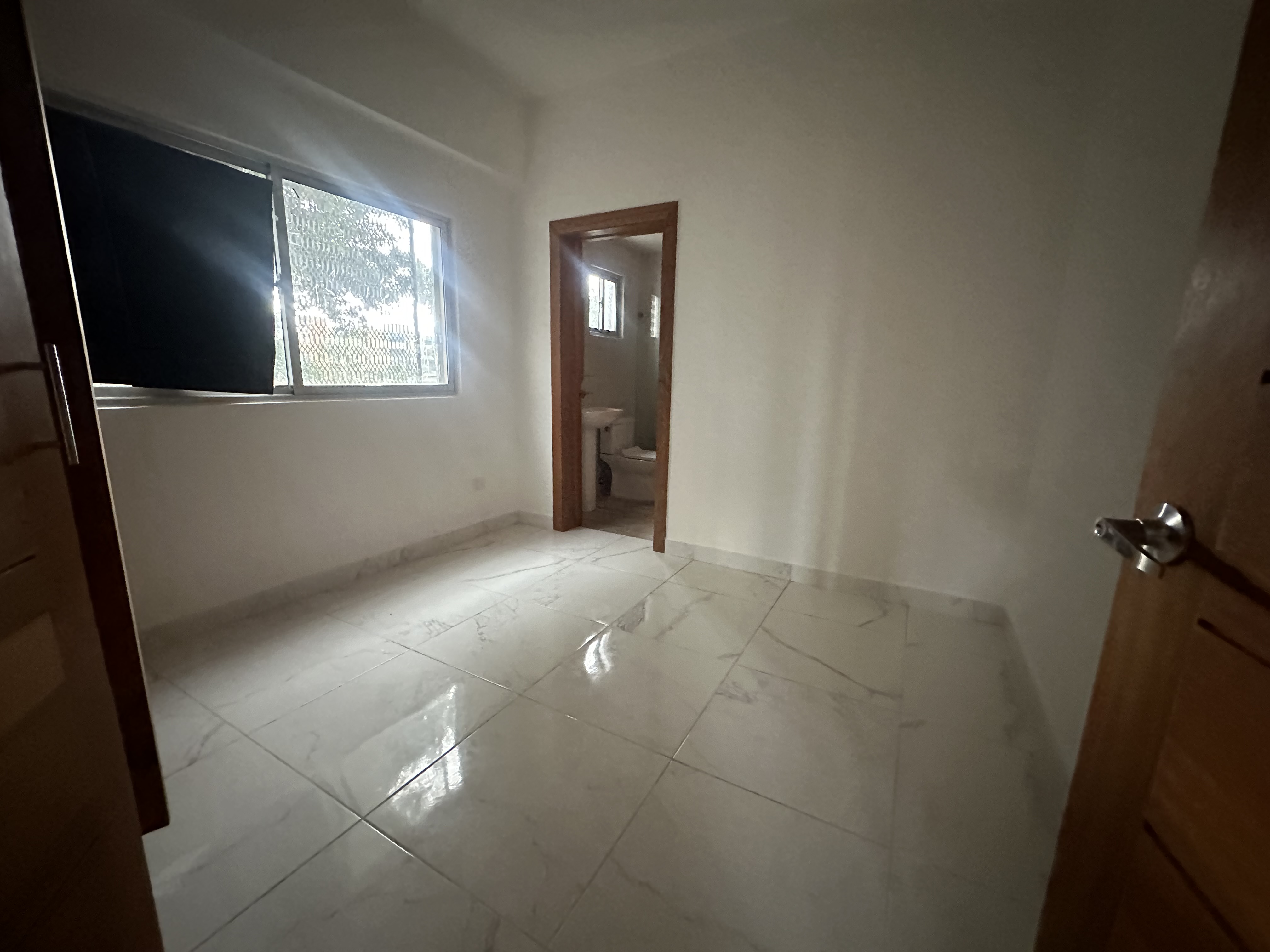 apartamentos - Vendo independencia klm 6 y medio dos hab parqueo  9