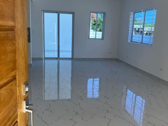 casas - Casa moderna y segura totalmente nueva con piscina 3