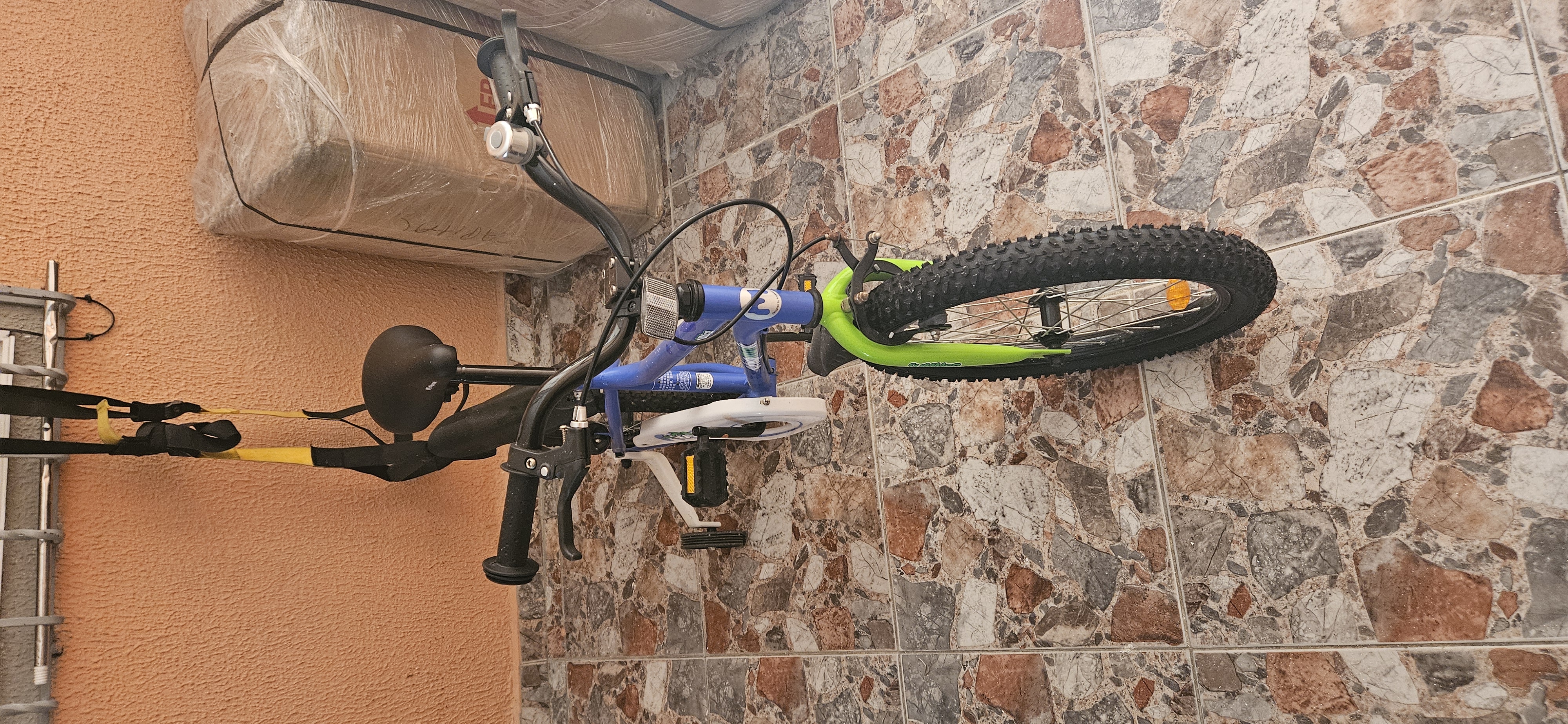 bicicletas y accesorios - Bicicleta aro 18 con ruedas 