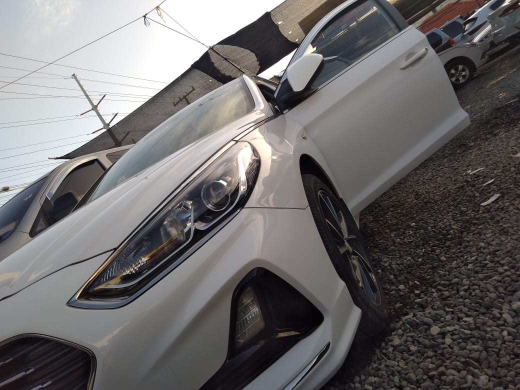 carros - HYUNDAI SONATA NEW RISE 2019 BLANCO 2