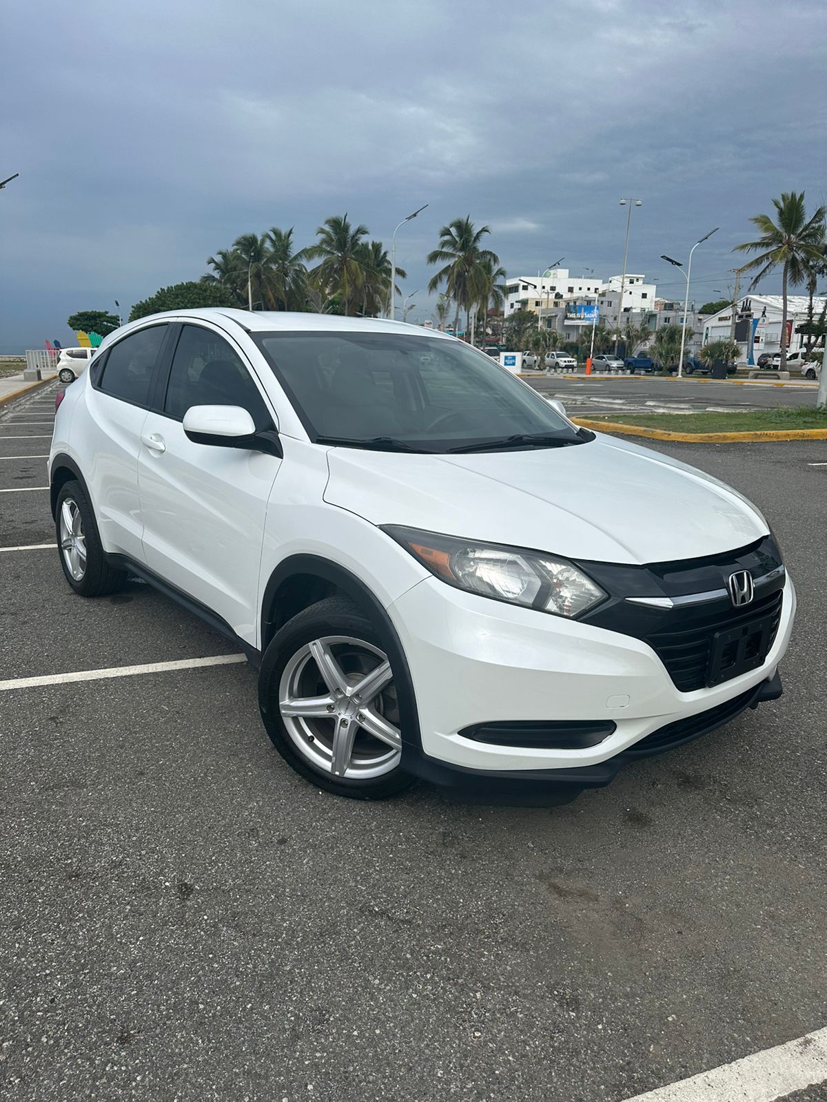 jeepetas y camionetas - HONDA HR-V 2018 LX