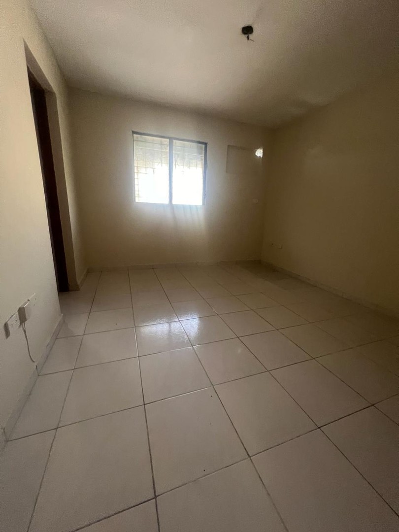 apartamentos - Alquilo Apto en Bella Vista.
3er Nivel, 2 hab, 2 baños, sala - comedor, cocina,  5