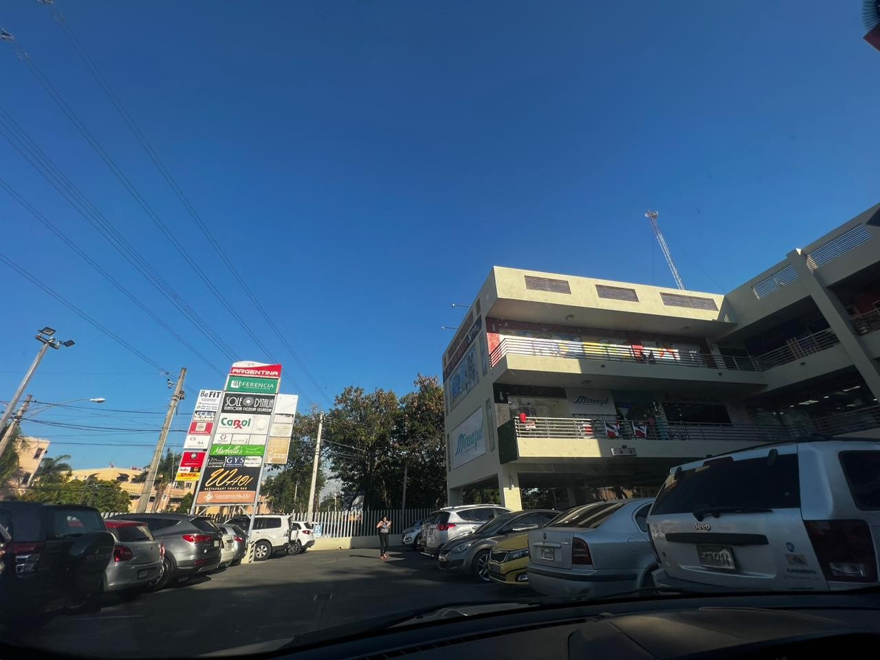 oficinas y locales comerciales - LOCAL CERCA DE LA EMBAJADA AM. LA REPÚBLICA DE COLOMBIA  1