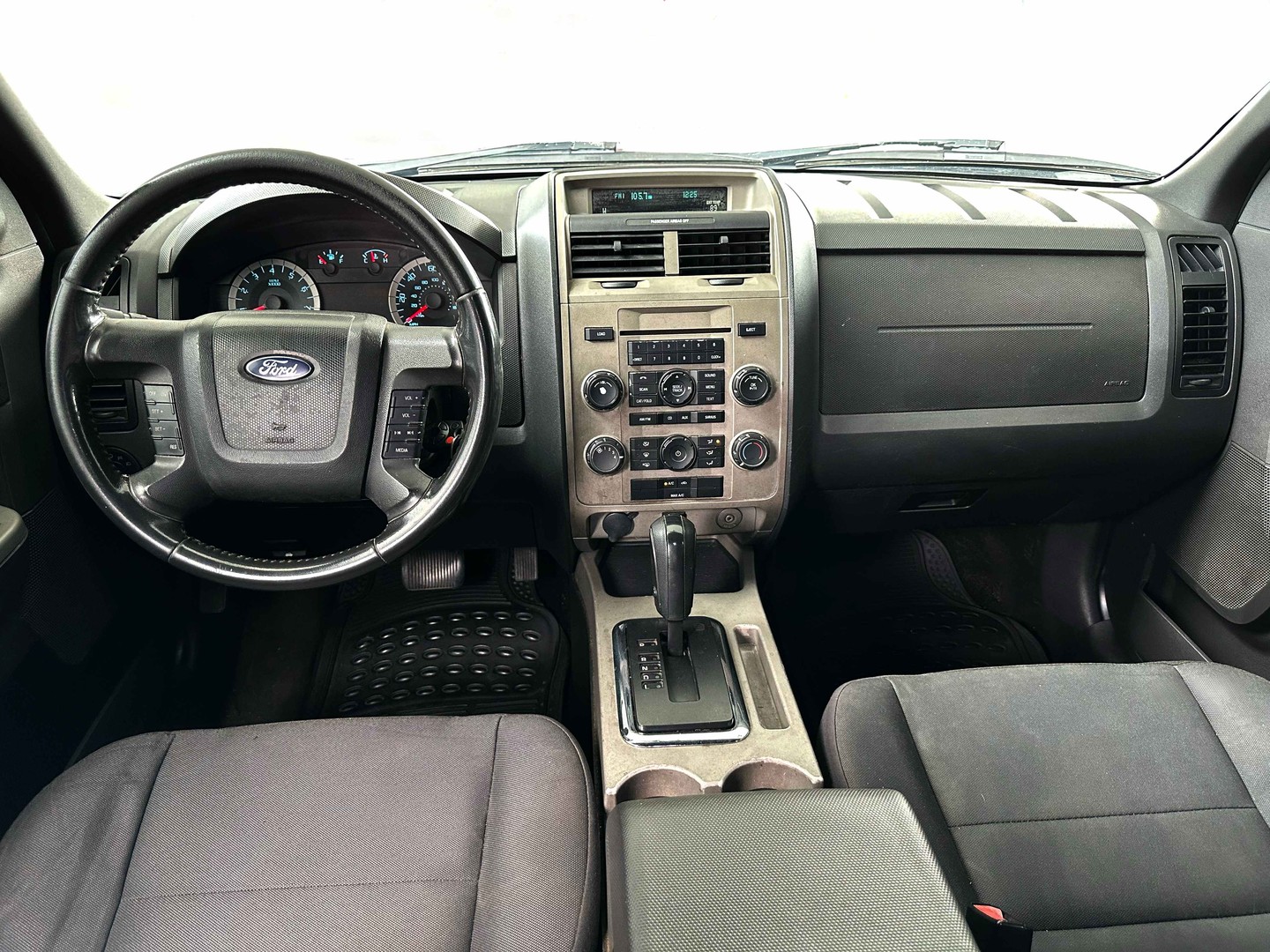 jeepetas y camionetas - Ford Escape XLT 2012 3