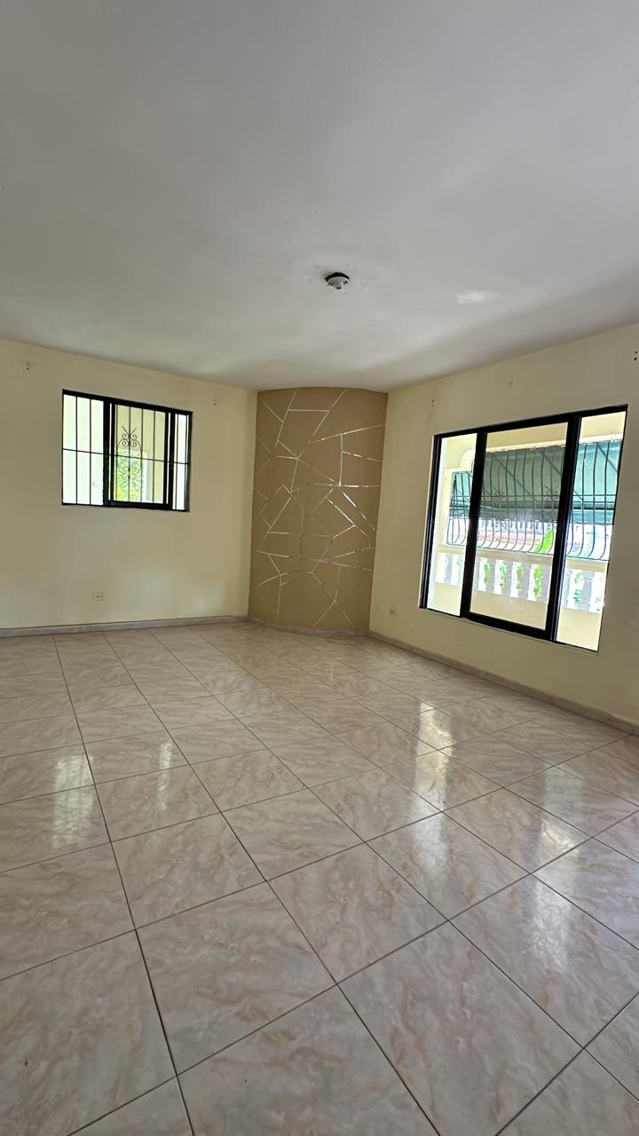 casas - Casa en venta Residencial Regina, Sto. Dgo. Este 4