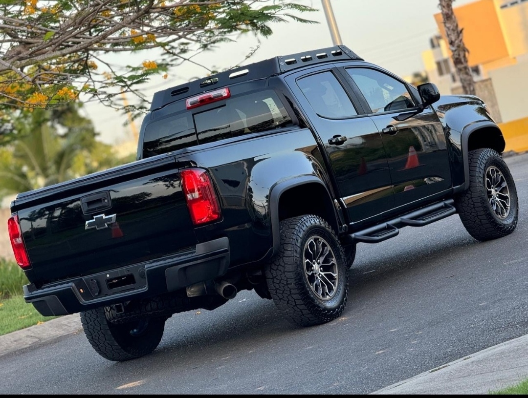 jeepetas y camionetas - 2019 Chevrolet Colorado ZR2 Diesel 4x4  2