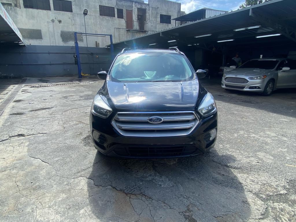 jeepetas y camionetas - FORD ESCAPE 2018 TECHO PANORAMICO 0