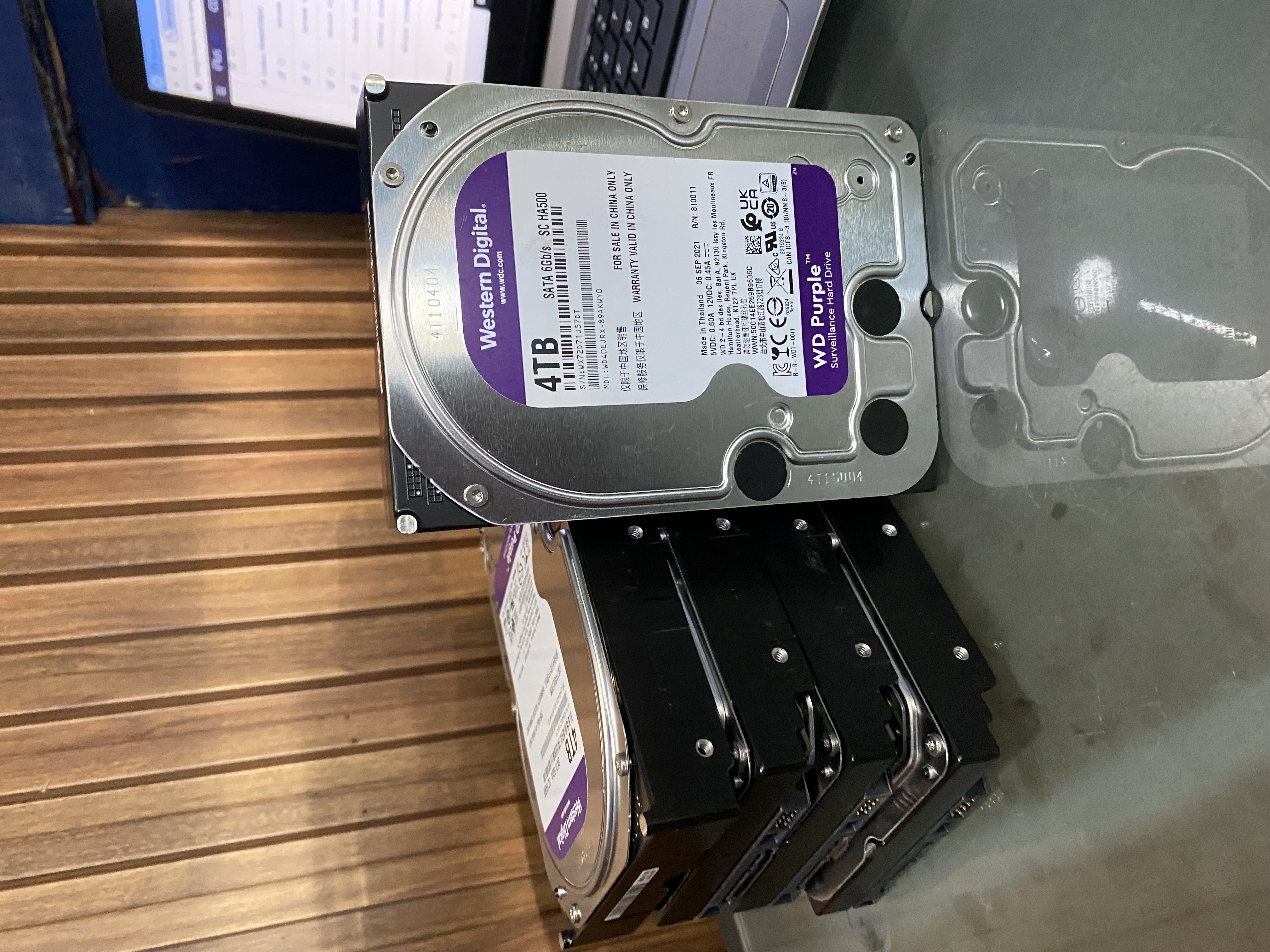 computadoras y laptops - disco sata HDD purpura 4TB  2