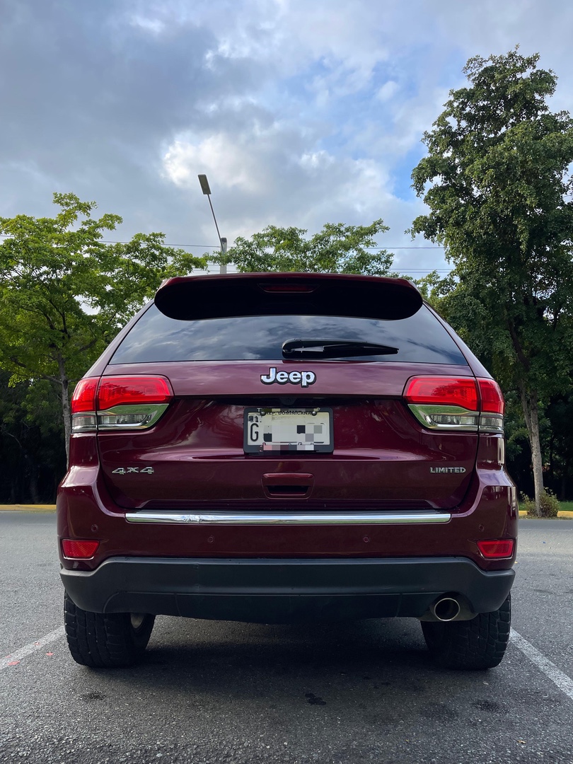 jeepetas y camionetas - Jeep Grand Cherokee limited, 4x4 (2017) 4