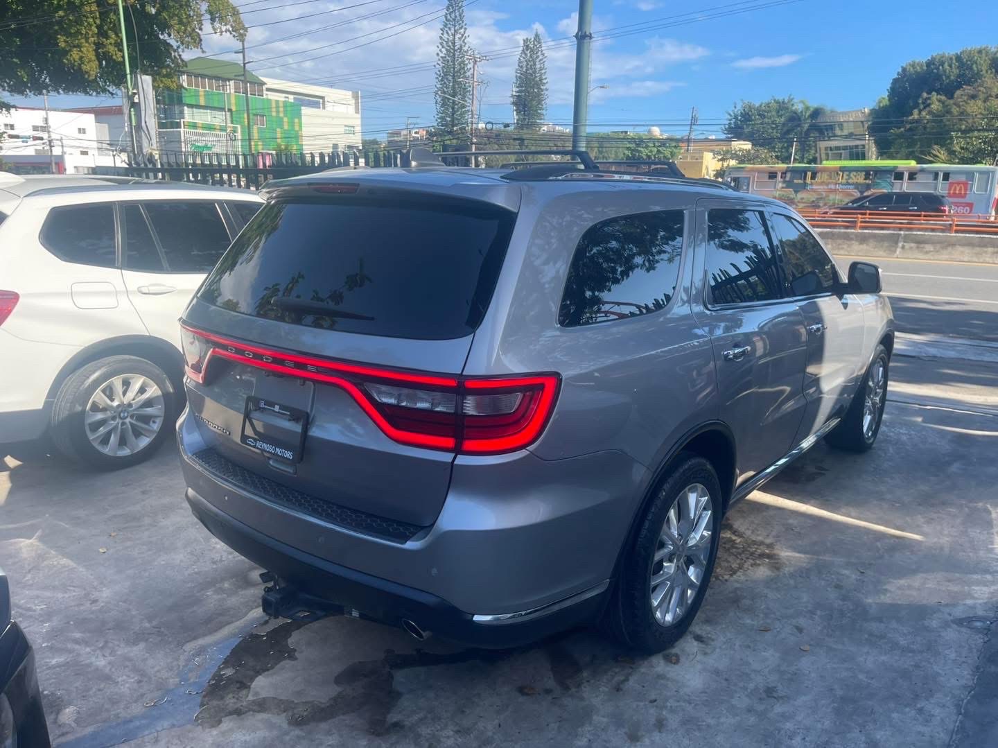 jeepetas y camionetas - DODGE DURANGO 2017 4