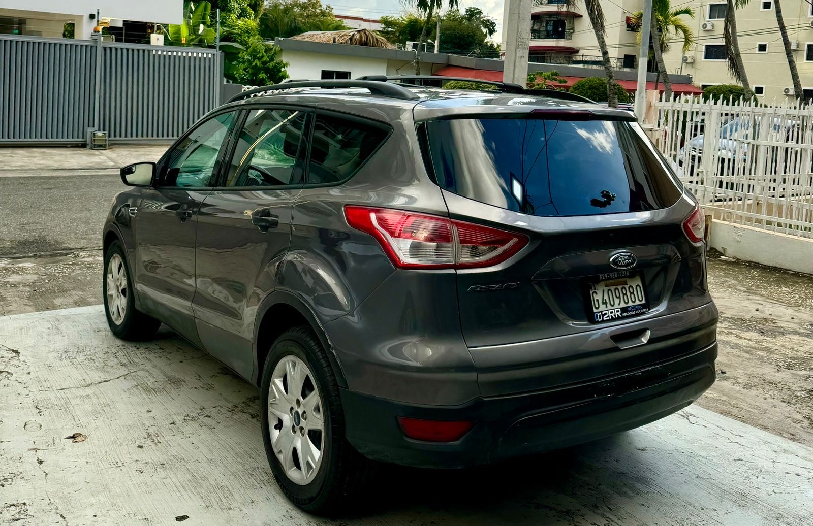 jeepetas y camionetas - Ford Escape S 2013 Motor 2.5 4