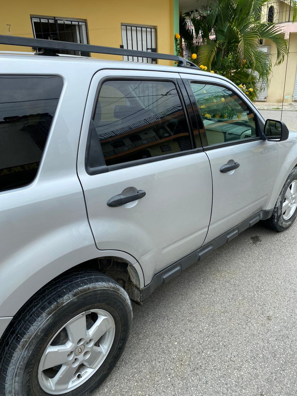 jeepetas y camionetas - Se vende Ford Escape año 2012 1