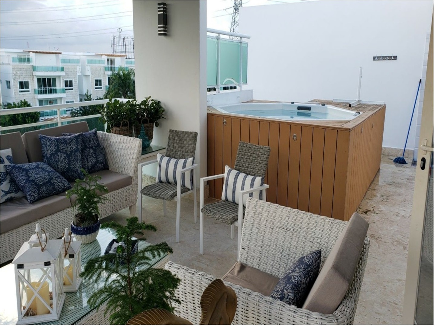 apartamentos - PENTHOUSE de 300 MTS.2 en Metro Country Club, 4 HABITACIONES, JUAN DOLIO 7