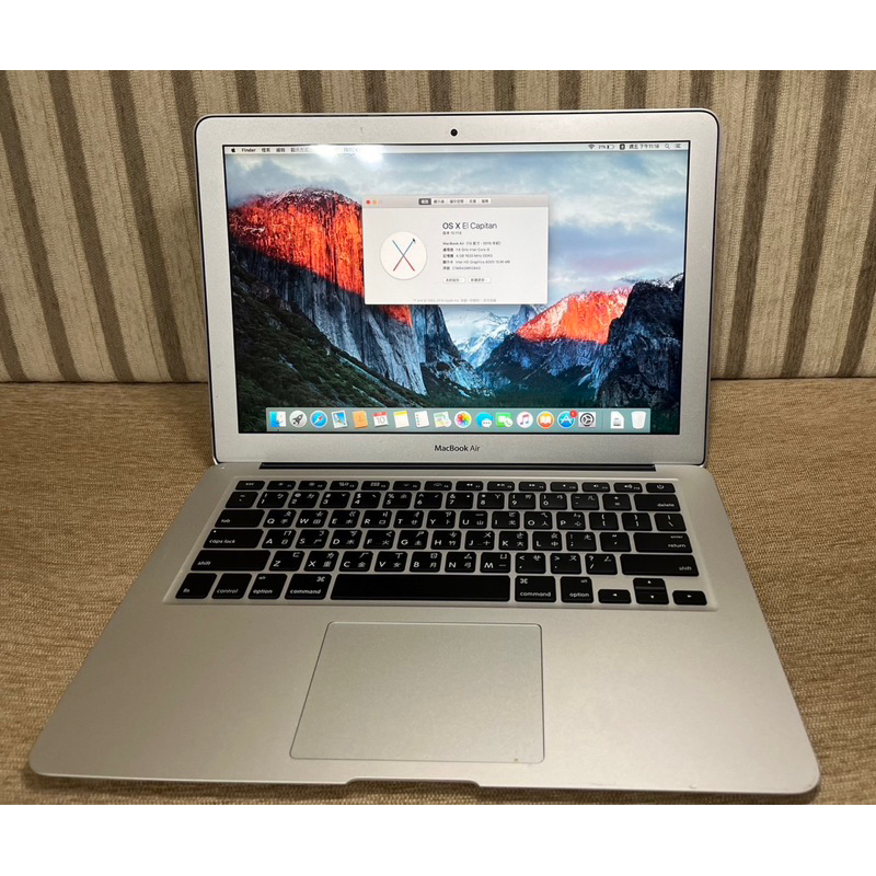 computadoras y laptops - Macbook air 2015 corei5 4g de ram ssd 128g solido