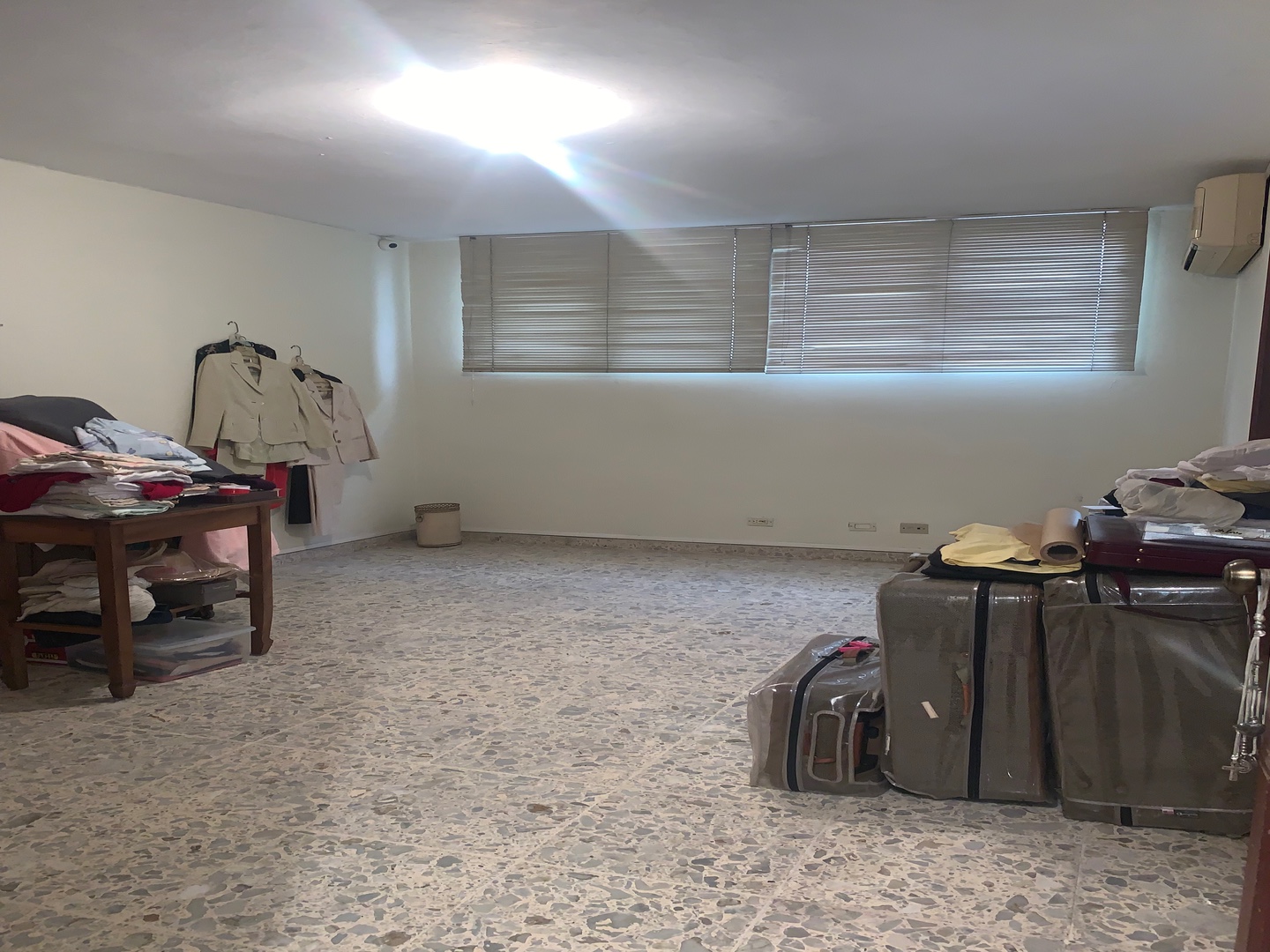 apartamentos - Vendo apto En el ensanche paraíso Distrito Nacional 
199. 24. Mts.  7