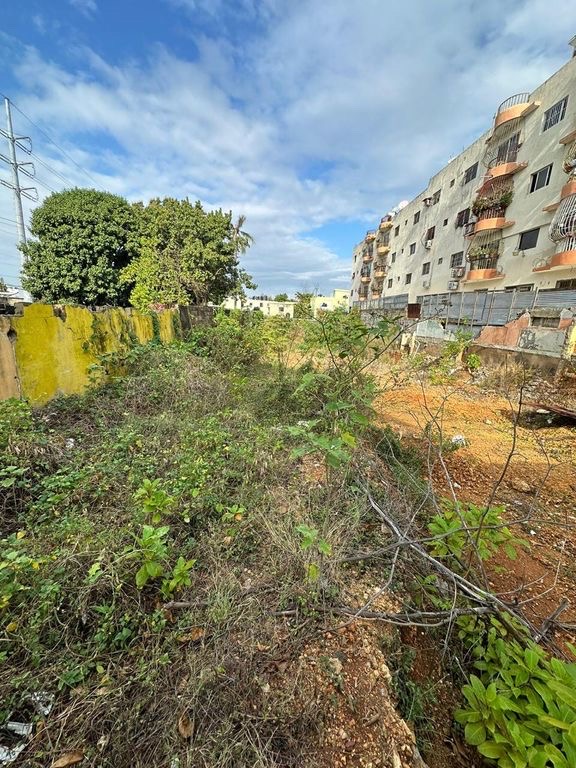 solares y terrenos - terreno para inversión ensanche Ozama 1