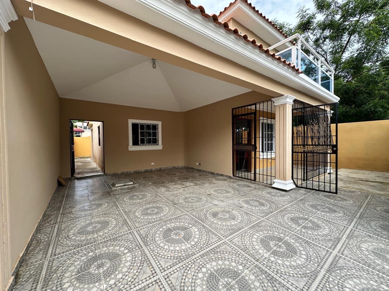 casas - venta de casa en la autopista de san isidro brisa oriental Santo Domingo este  2