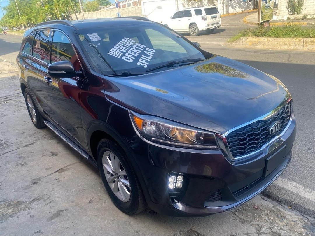 jeepetas y camionetas - 2019 Kia Sorento 3 Filas V4 1