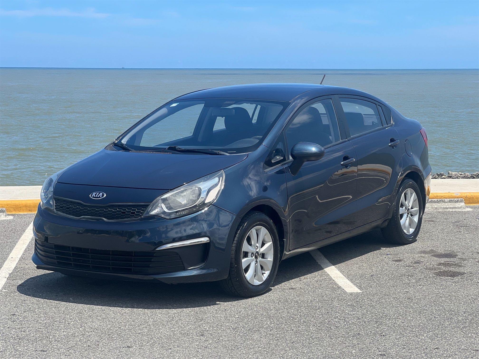 carros - Kia Rio 2016 (Motor DOHC-Unico Dueño) 