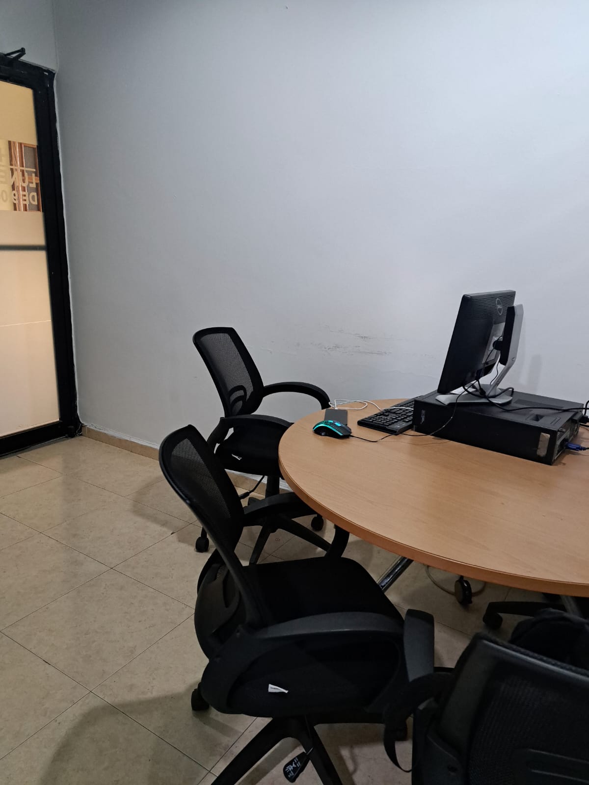 oficinas y locales comerciales - Vendo Local en Gazcue  2