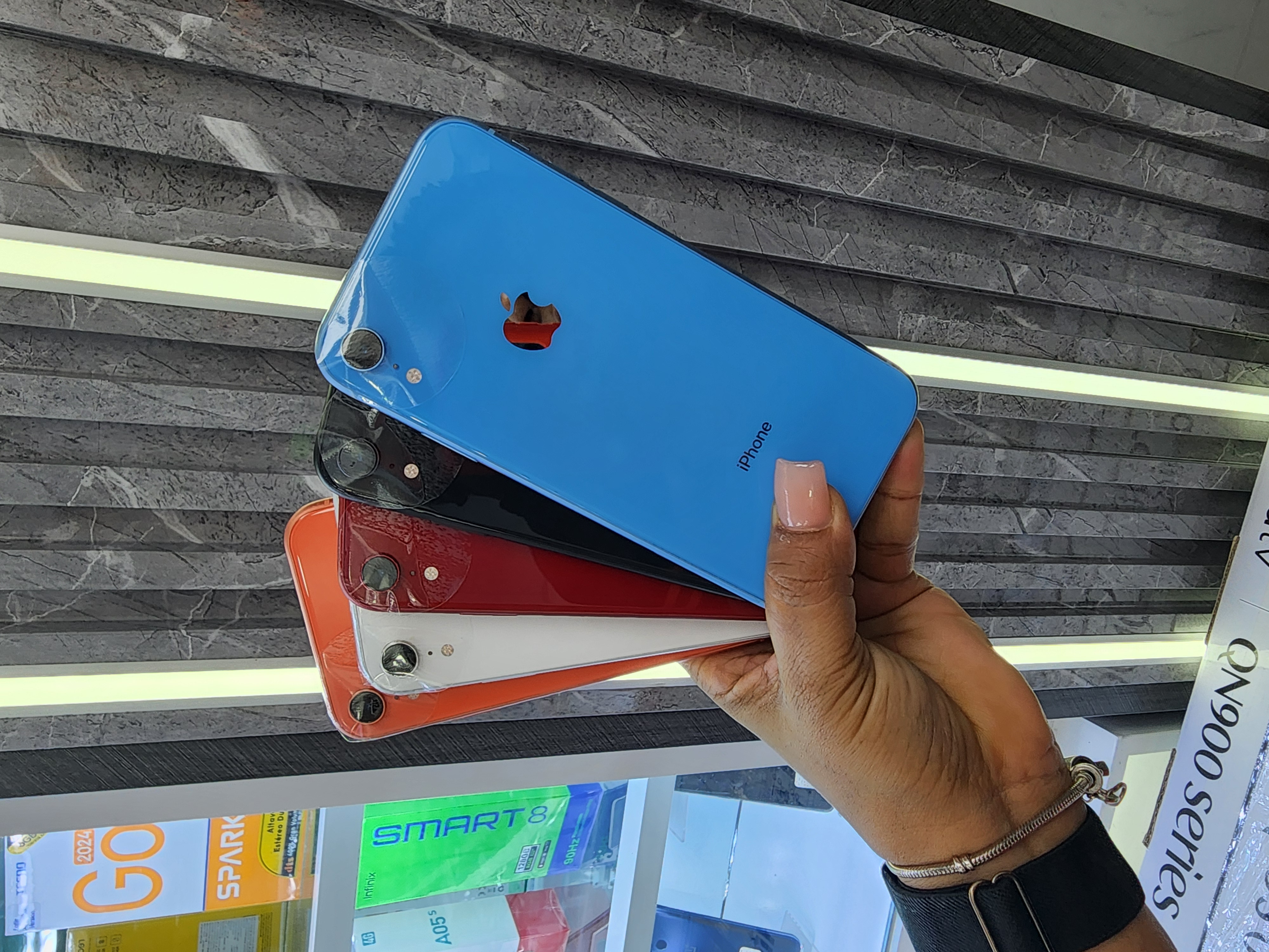 celulares y tabletas - IPHONE XR 64gb 128gb ,256gb