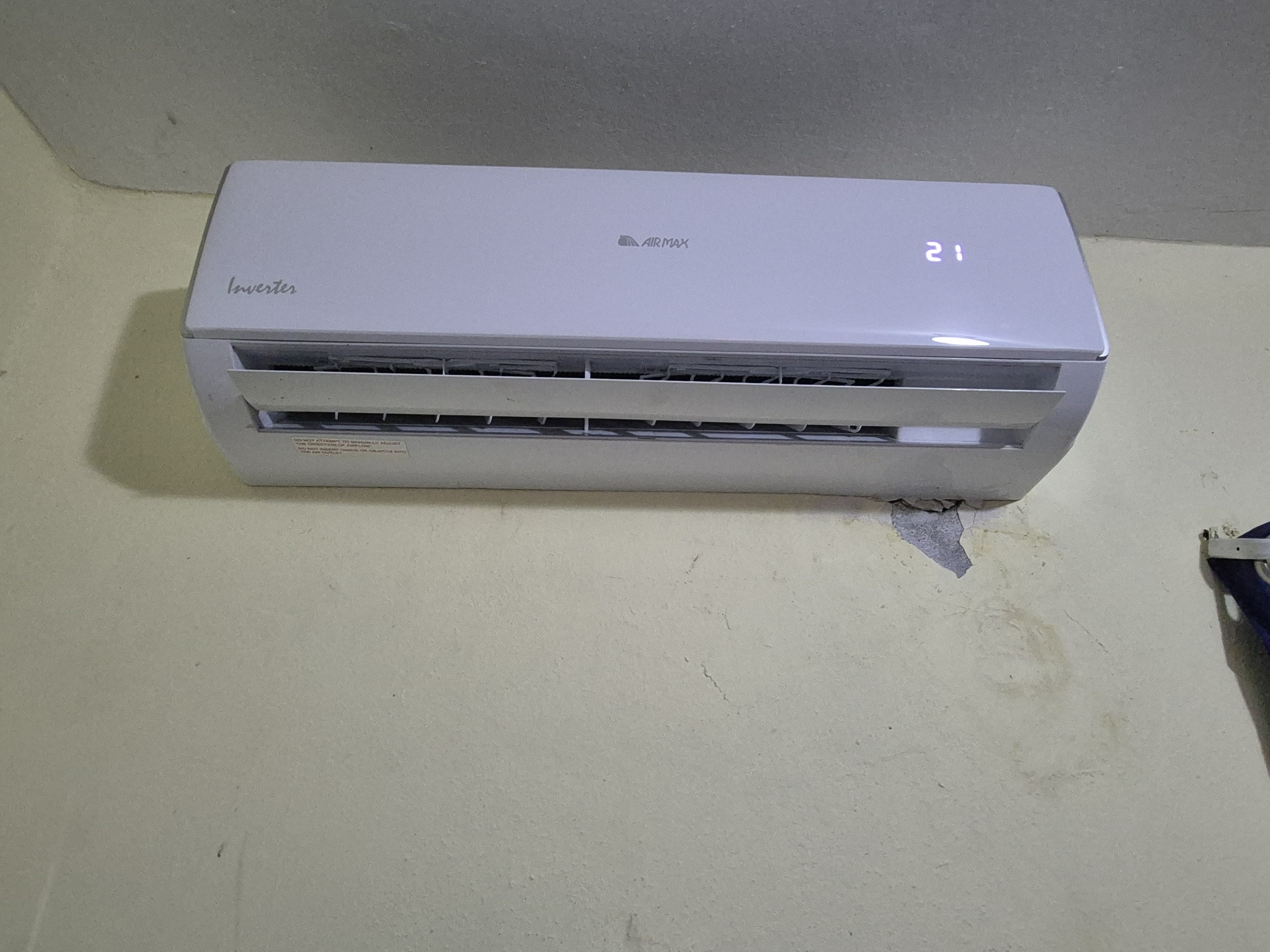 aires acondicionados y abanicos - Aire condicionado Airmax Inverter 12000 BTU 1