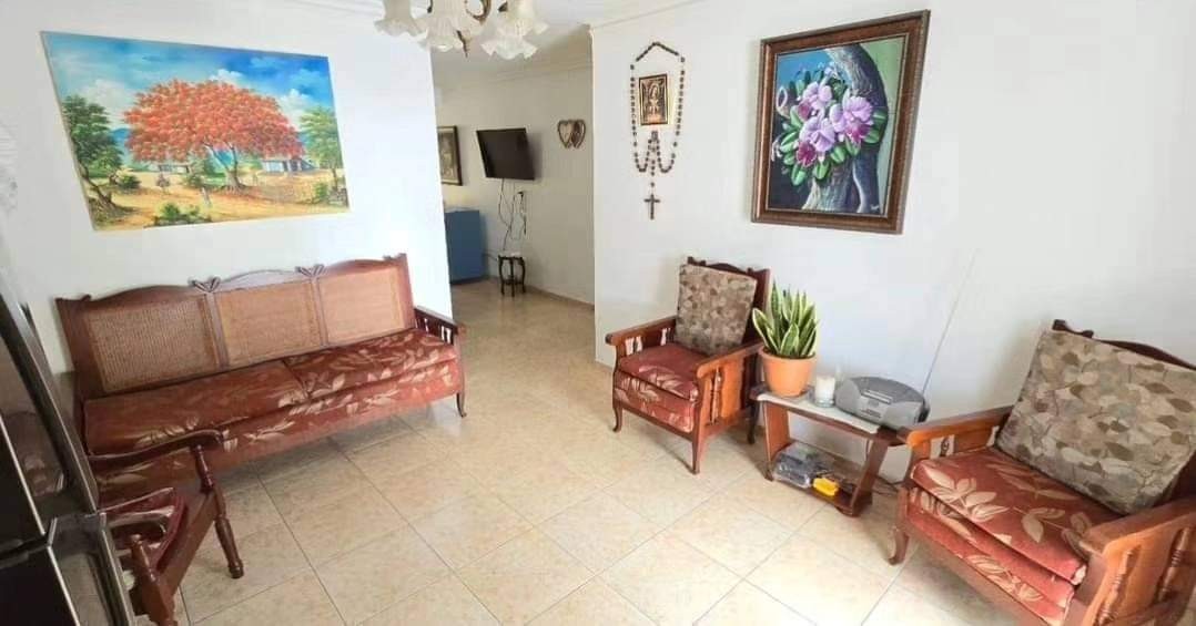 apartamentos - Vendo 1er piso en padre las casa amplio 2