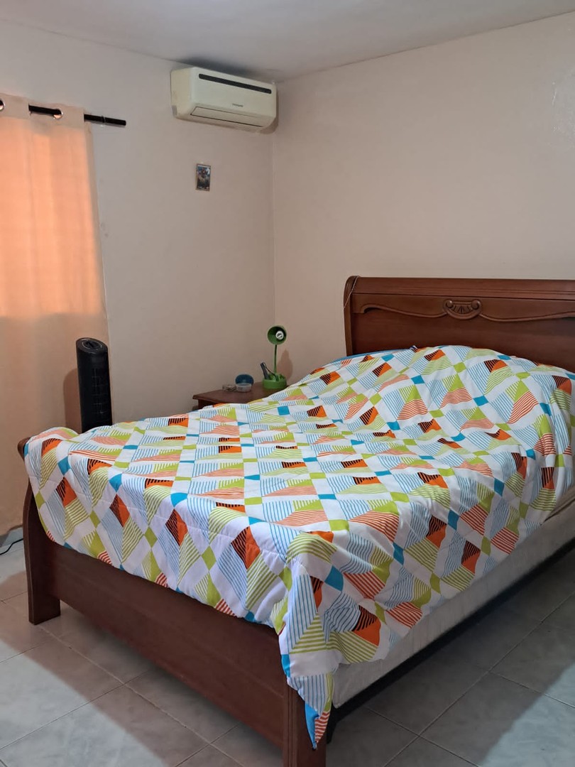 apartamentos - Aparamento en la Feria Zona de la Indepedencia, 4to piso (sin ascensor) 2