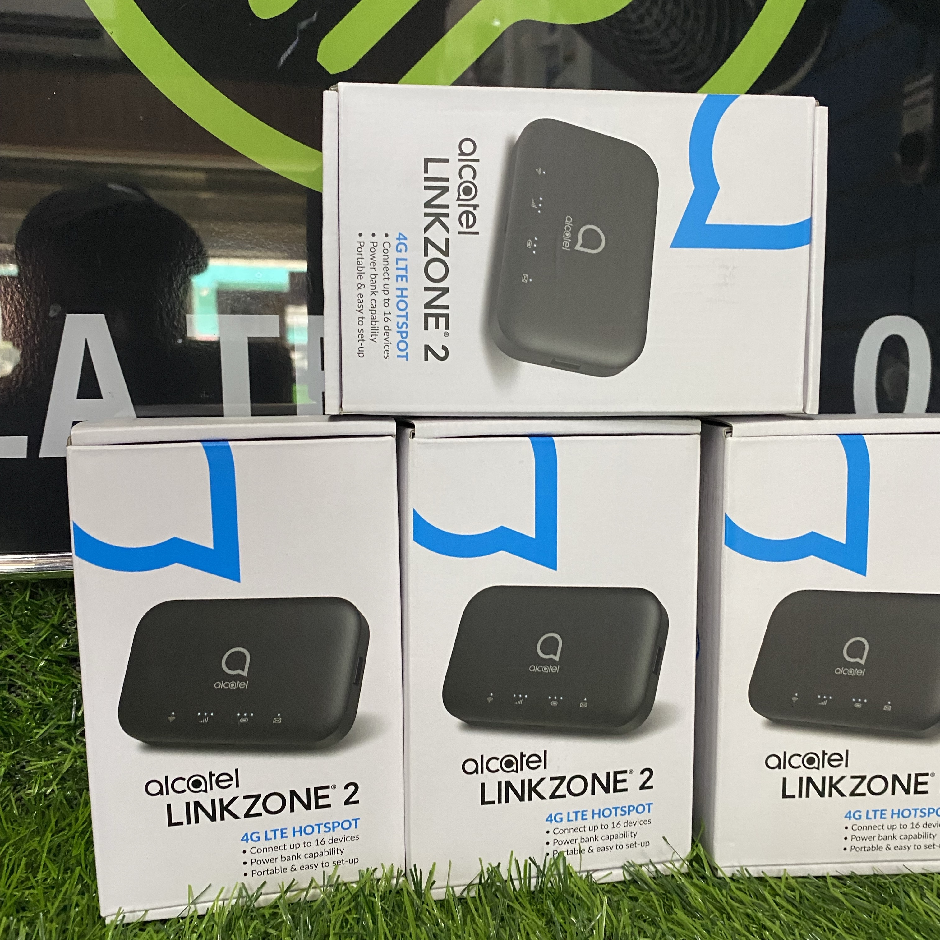 otros electronicos - ALCATEL LINKZONE® 2   Mobile WiFi Hotspot 4G LTE  